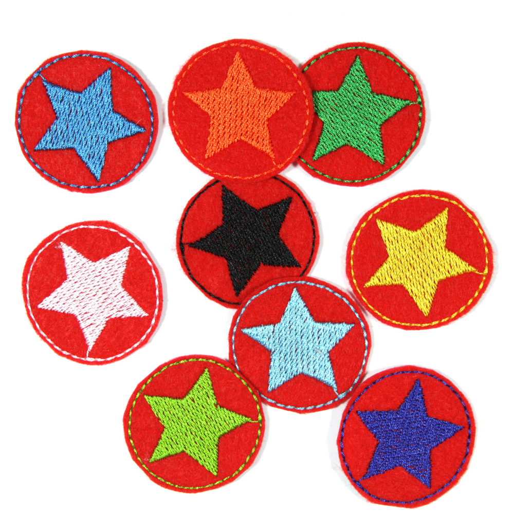 Flicken Stern Set 9 mini Bügelflicken bunte Sternchen auf rot Aufbügler kleine Patches Hosenflicken
