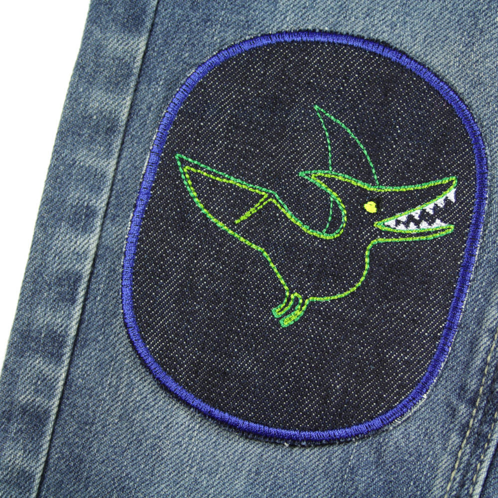 Jeansflicken mit Dino gross auf Jeanshose blau Flugdino als Dinosaurier für Kinder