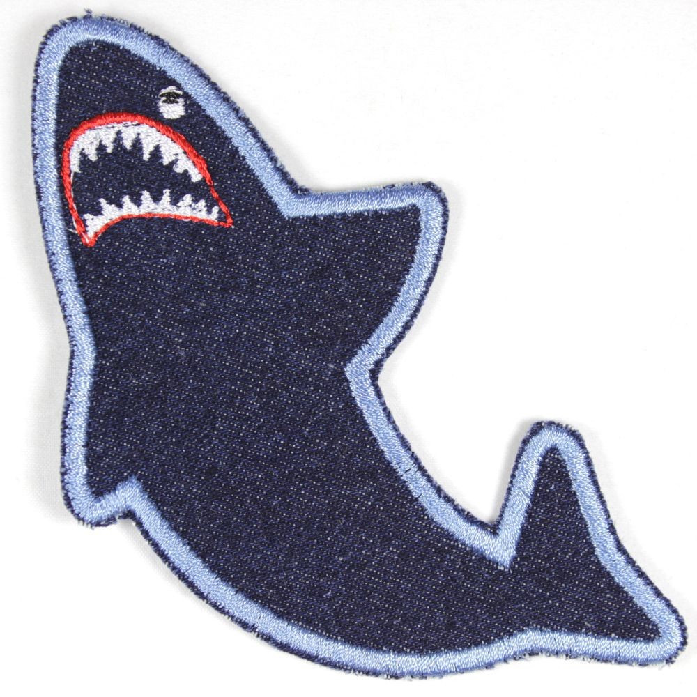 Flicken Hai blau aus reissfestem Jeansstoff gefertigt und ideal als Knieflicken geeignet