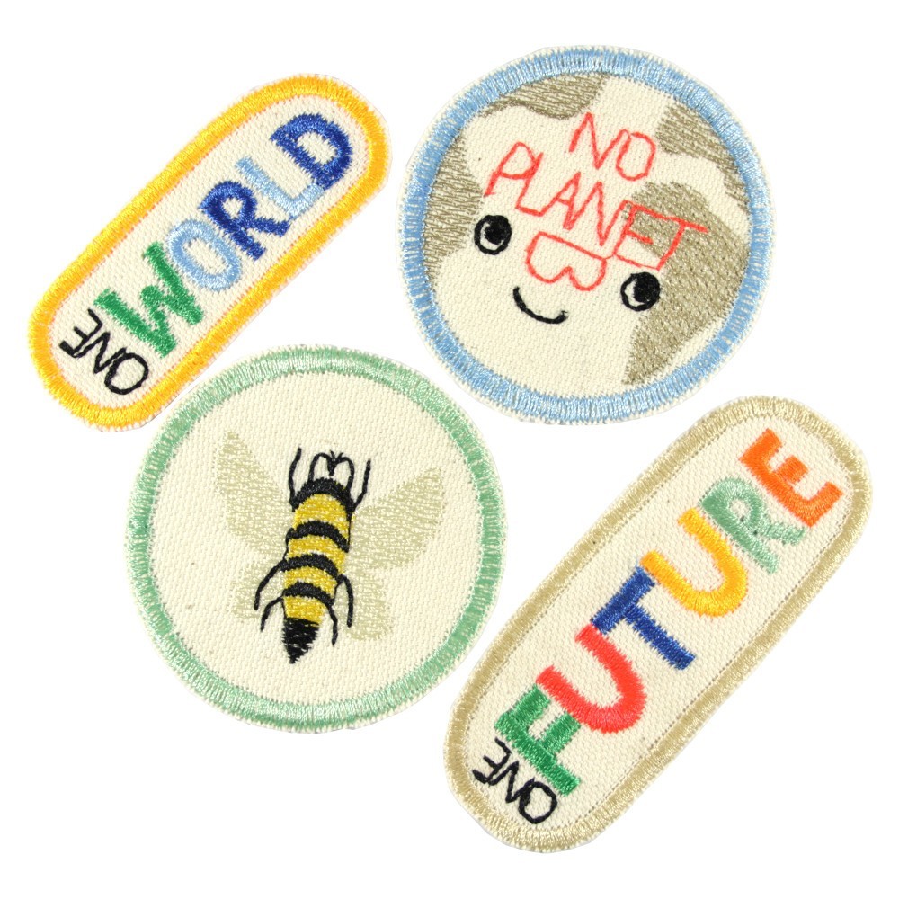 Earth Set mit 4 Bügelbildern "One Future", "Biene", "No Planet B" und "One World"