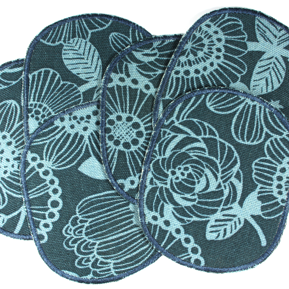Hosenflicken Blumen hellblau auf dunkelblau 2 Knieflicken für Kinder Bügelflicken Natur 12 x 10 cm