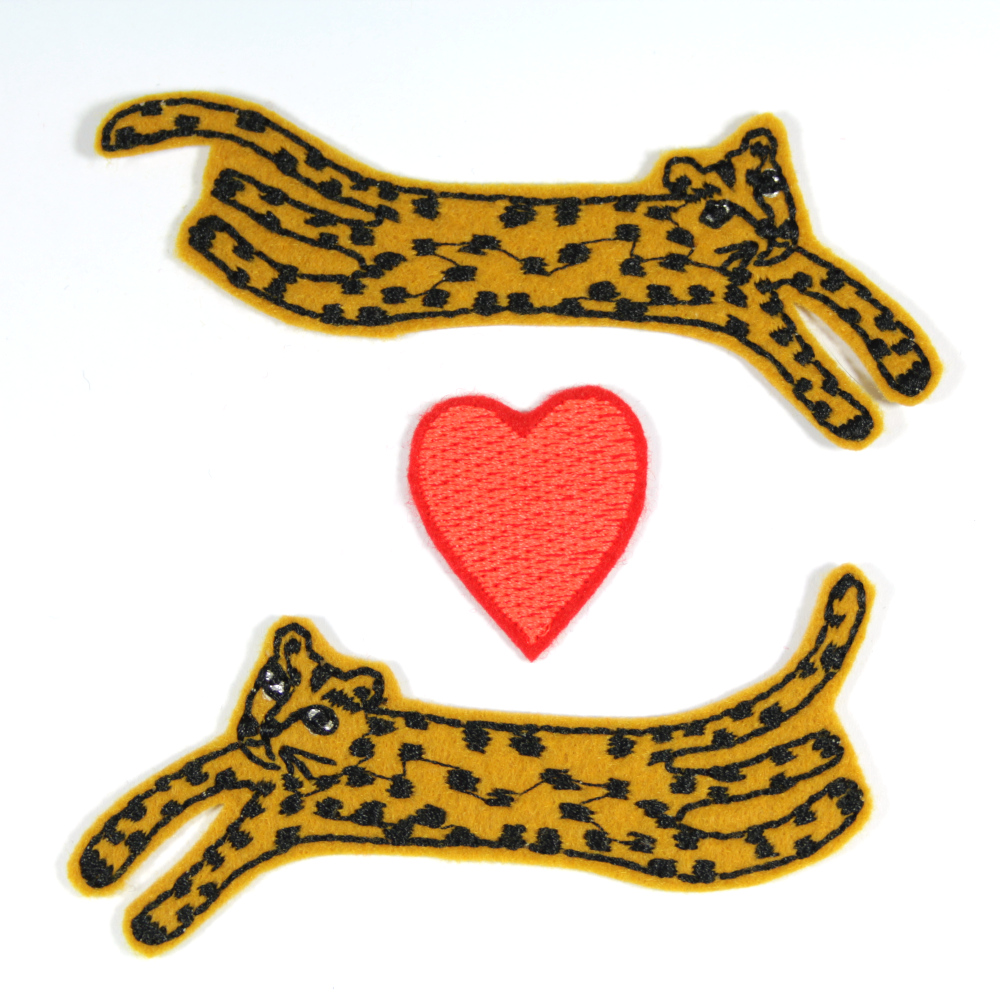 Flickli leopards and heart 3 patches to iron on images set appliqués