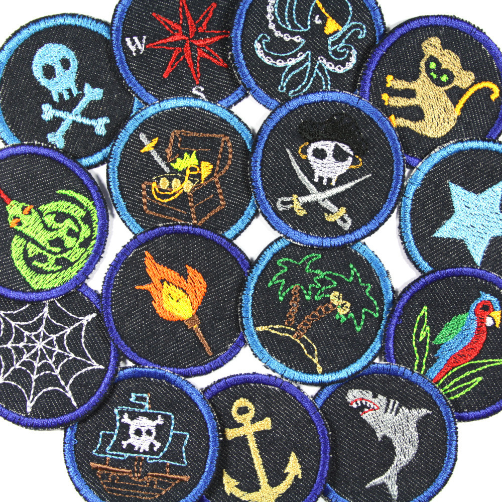 15 kleine runde Jeansflicken zum aufbügeln Piratenbande Motive für Kinder als Flicken zum aufbügeln